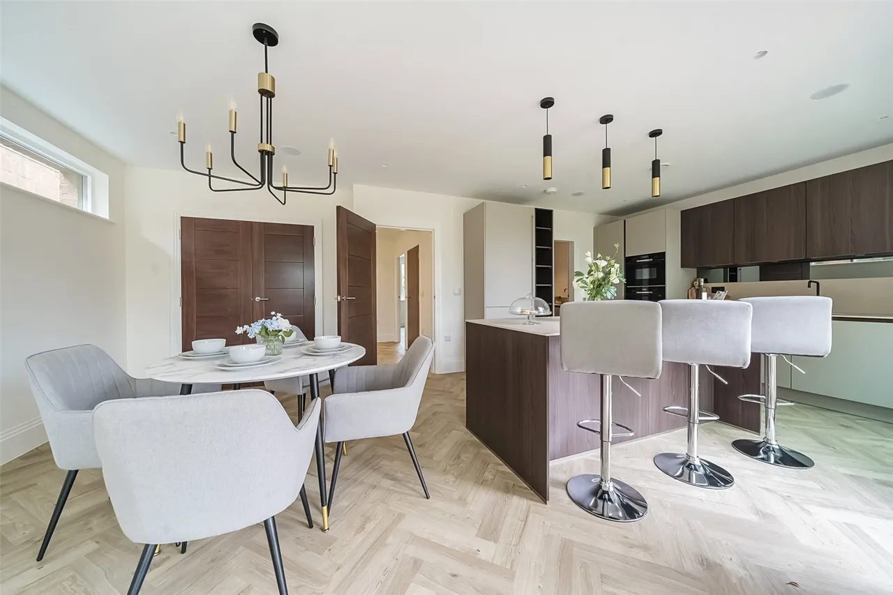 Barfield Road, BR1, photo 27