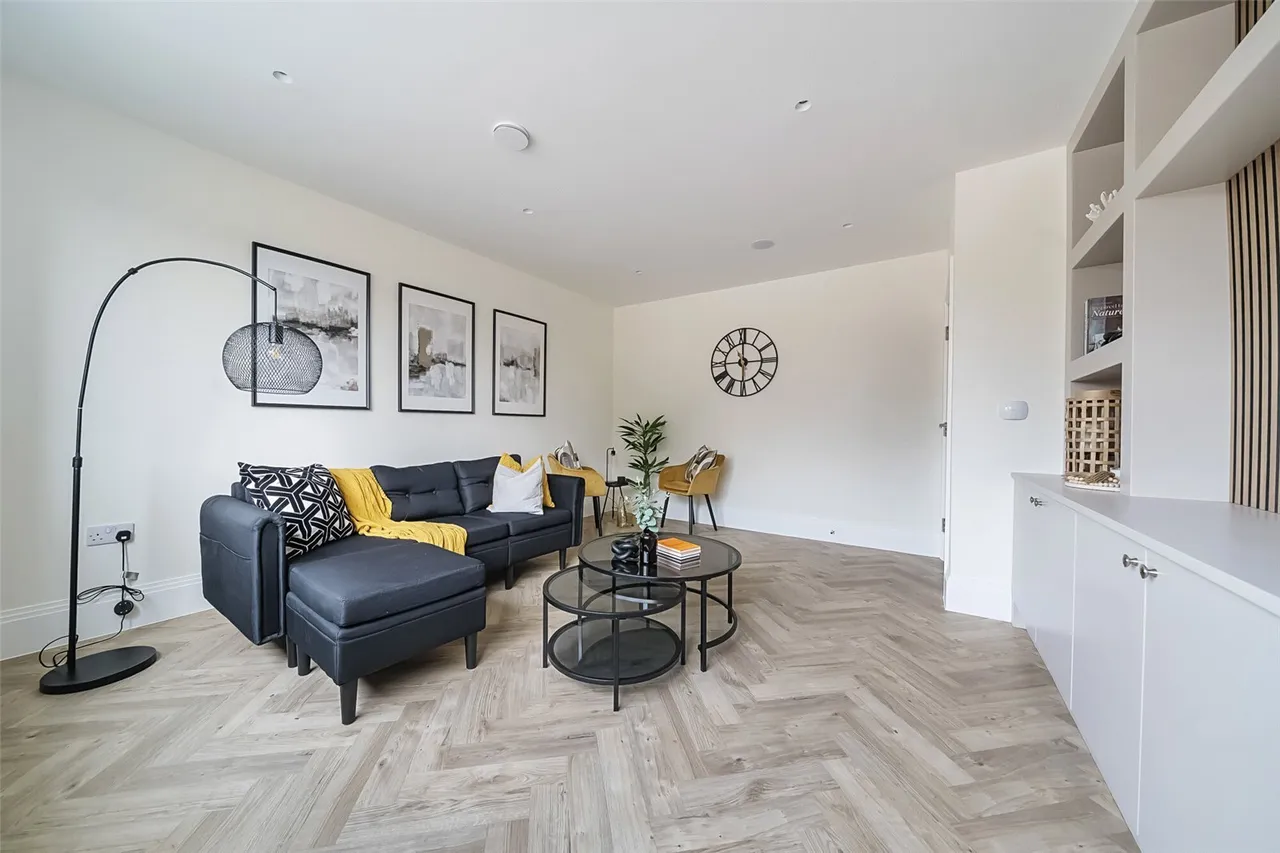 Barfield Road, BR1, photo 15