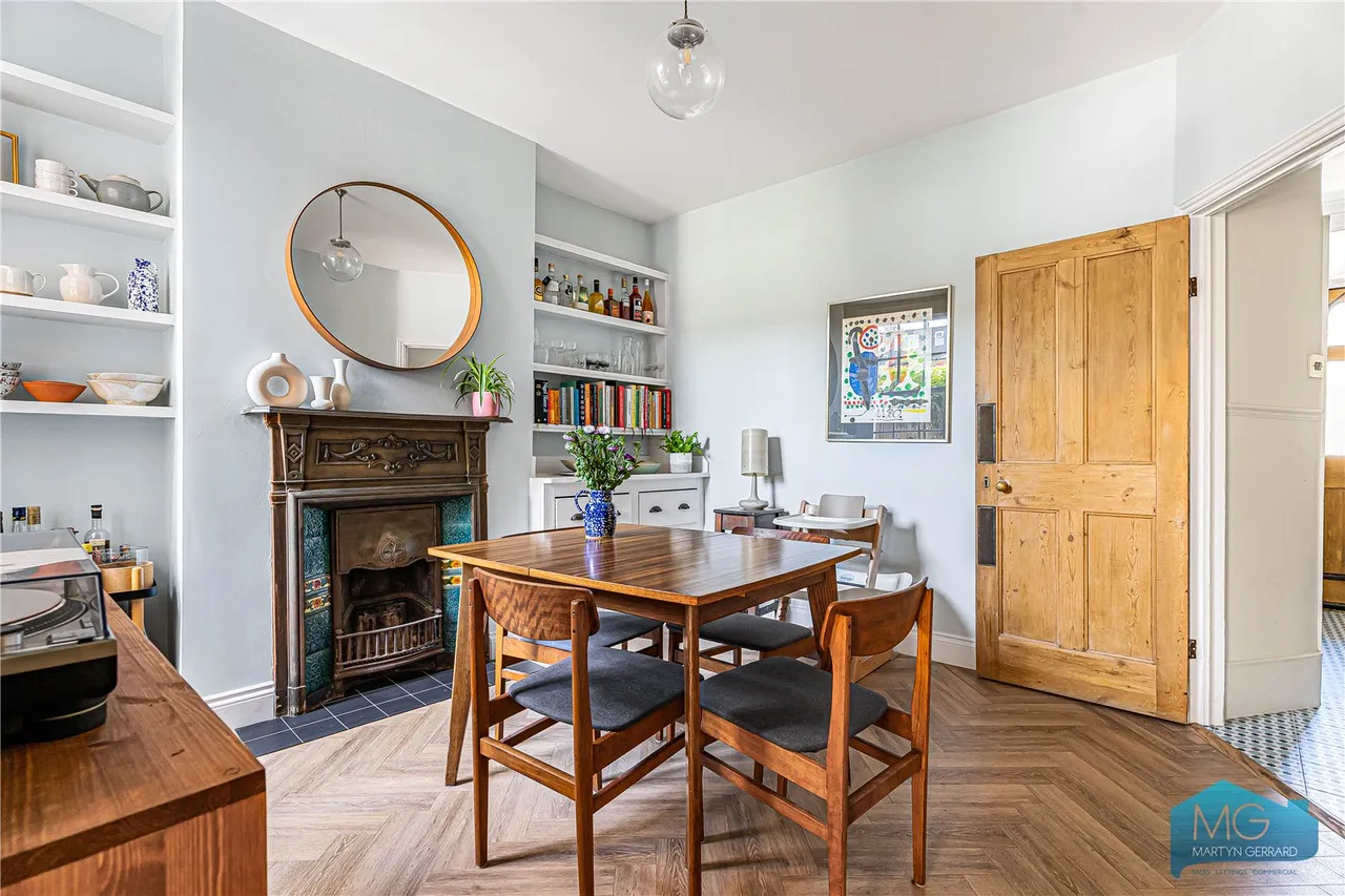 Evesham Road, London, N11, photo 2