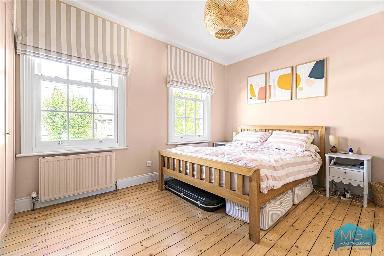 Evesham Road, London, N11, photo 14