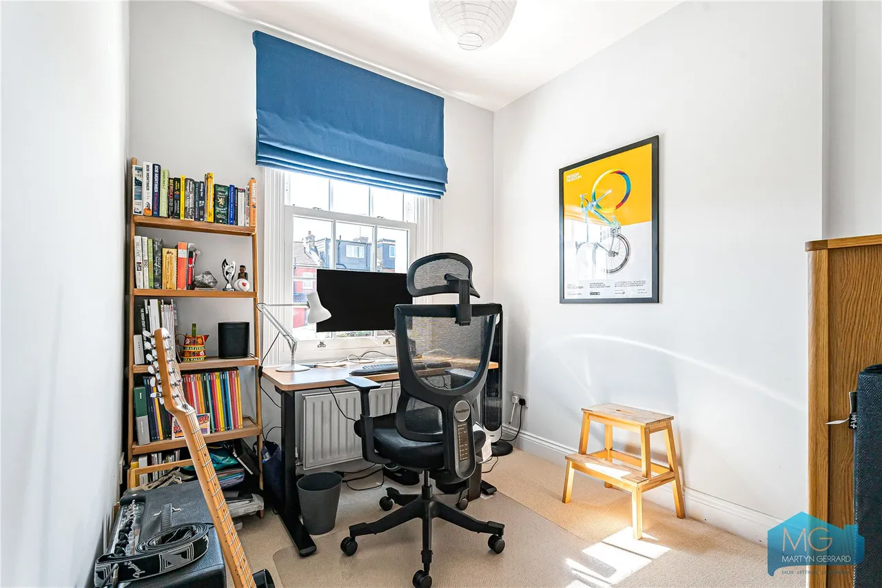 Evesham Road, London, N11, photo 19