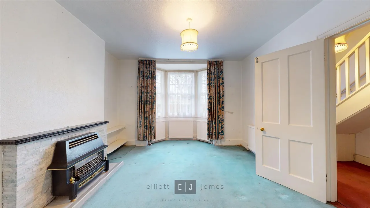 Kings Green, Loughton, photo 5