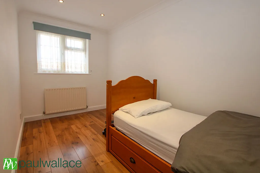 Bury Green Road, Cheshunt, EN7, photo 10