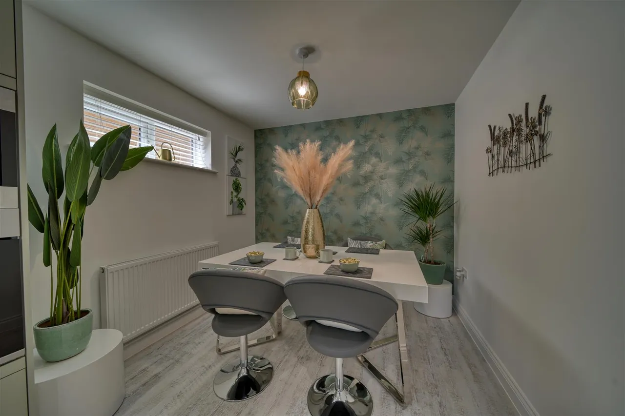 Maddoxford Gardens, Boorley Green, photo 4