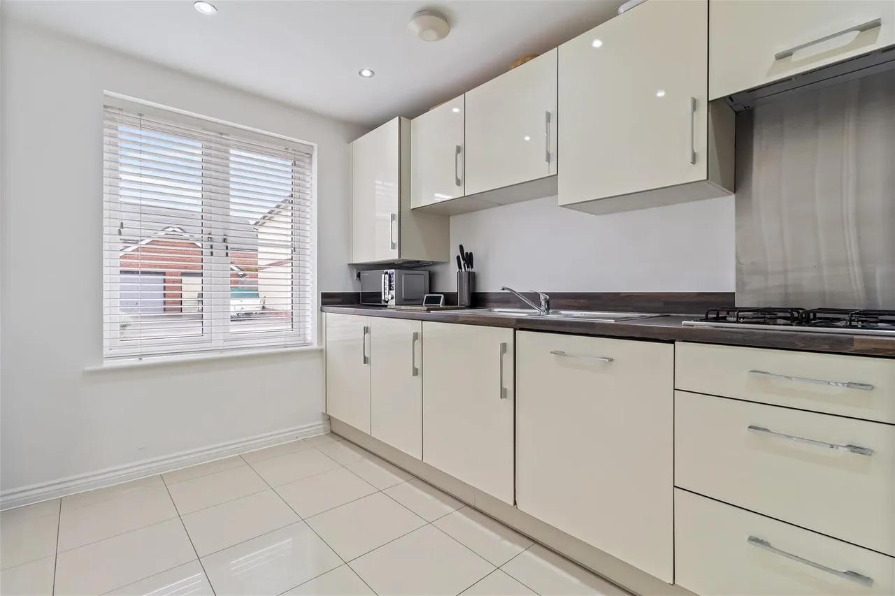 Bellflower Drive, Worthing, photo 6