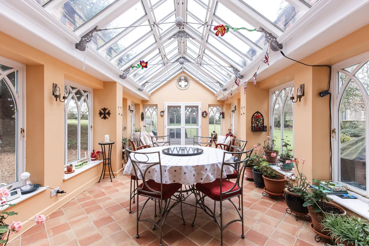 An Elegant and Richly Historic Home i, photo 2