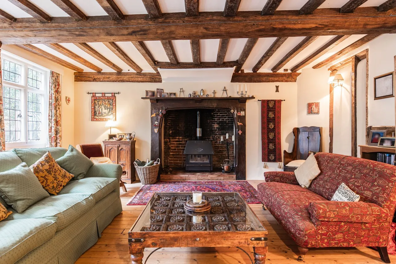 An Elegant and Richly Historic Home i, photo 4
