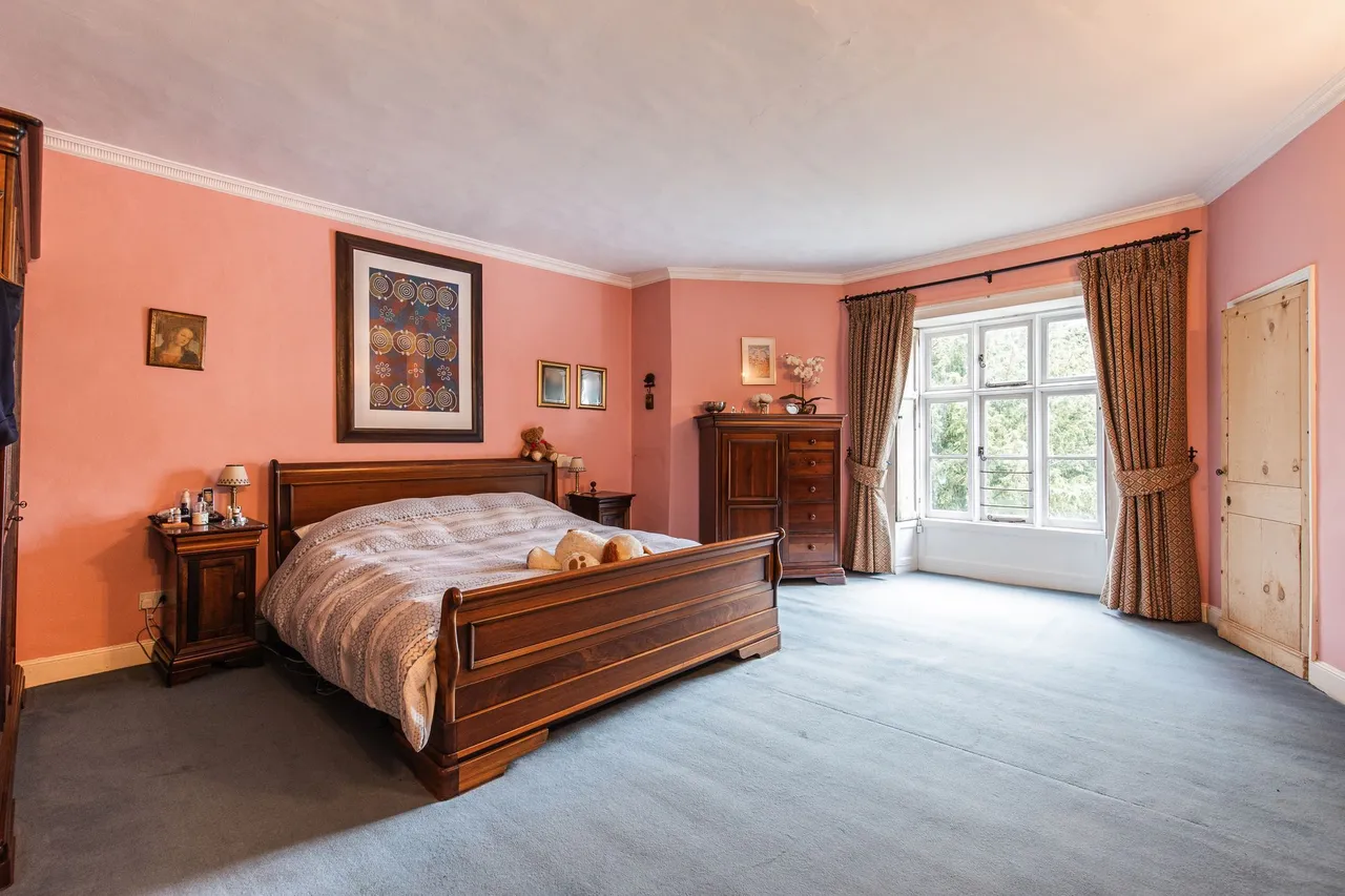 An Elegant and Richly Historic Home i, photo 14