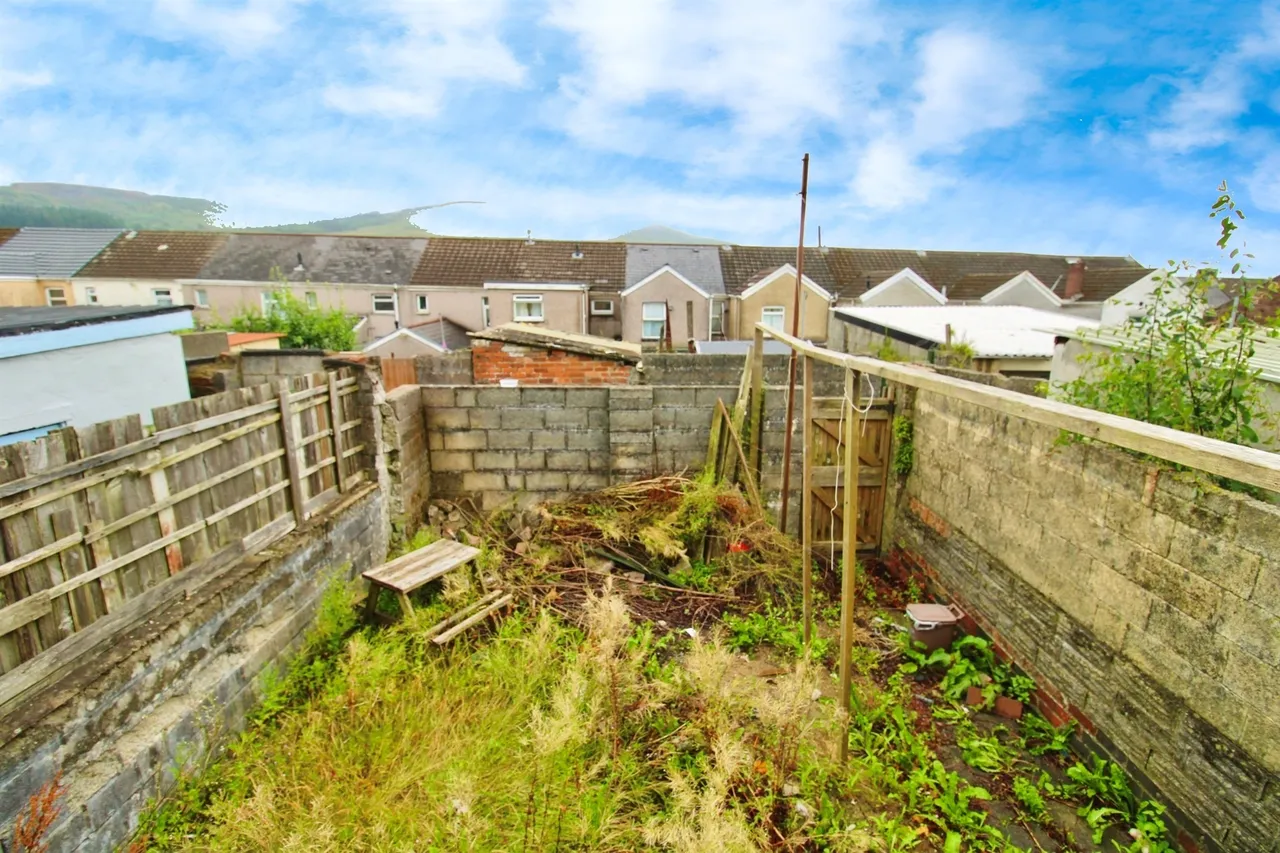 Victoria Street, Maesteg, CF34, photo 3
