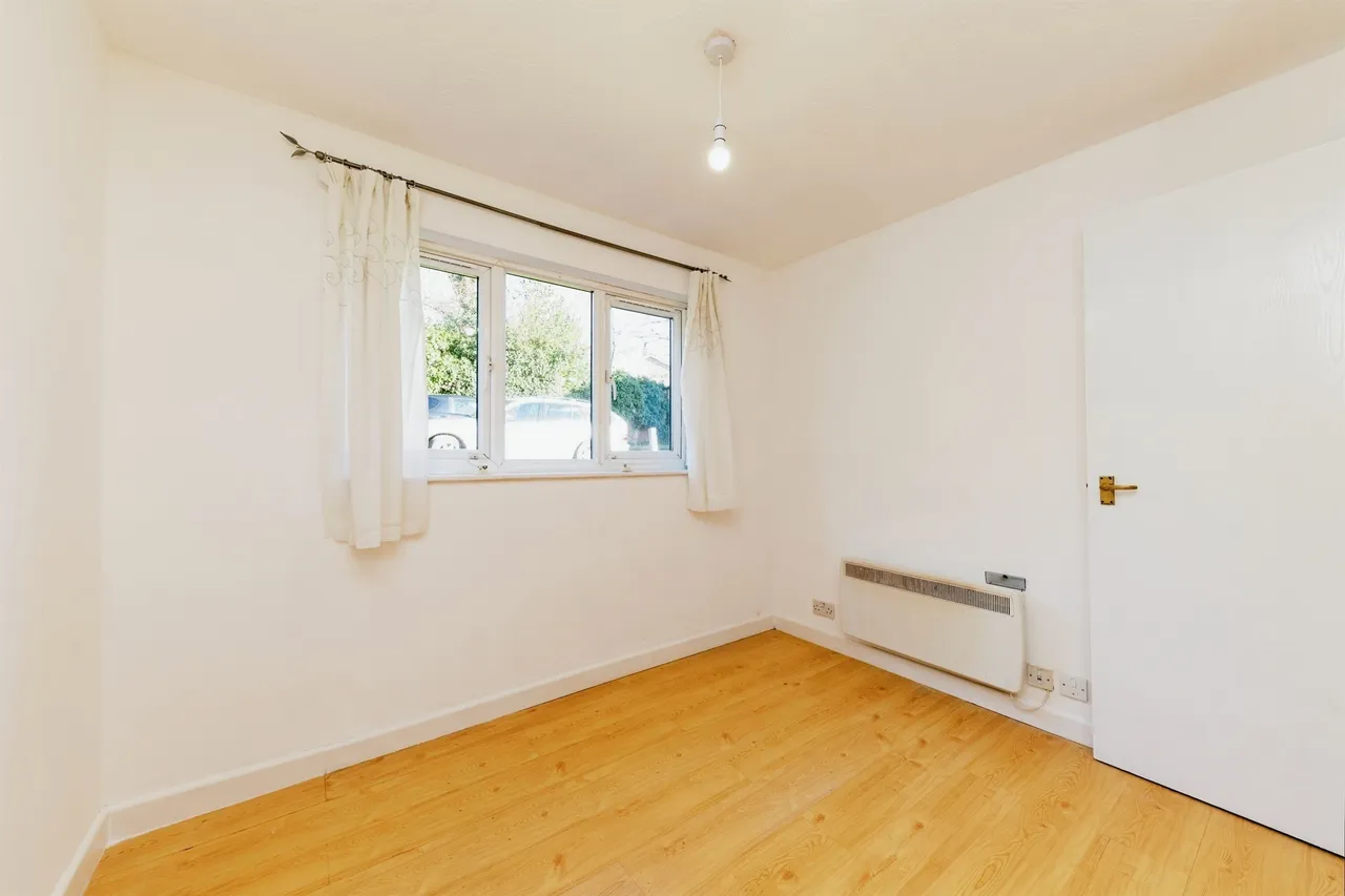 Tudor Close, Hatfield, AL10, photo 7
