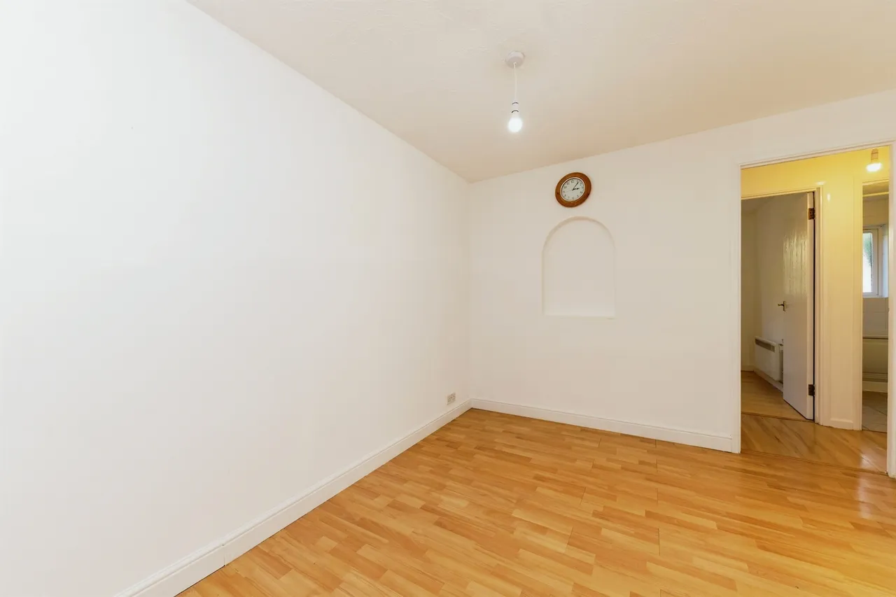 Tudor Close, Hatfield, AL10, photo 6