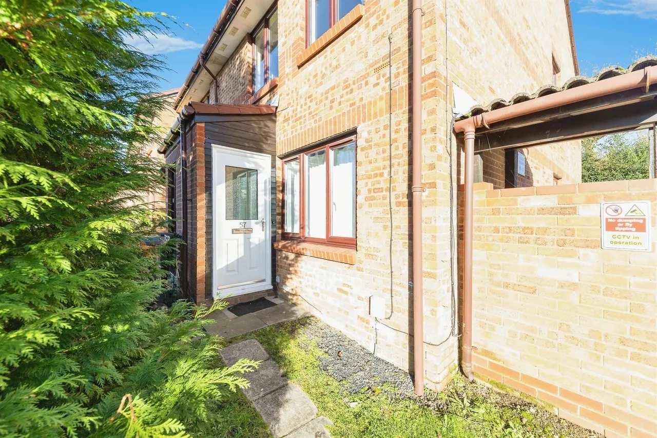 Tudor Close, Hatfield, AL10, photo 15