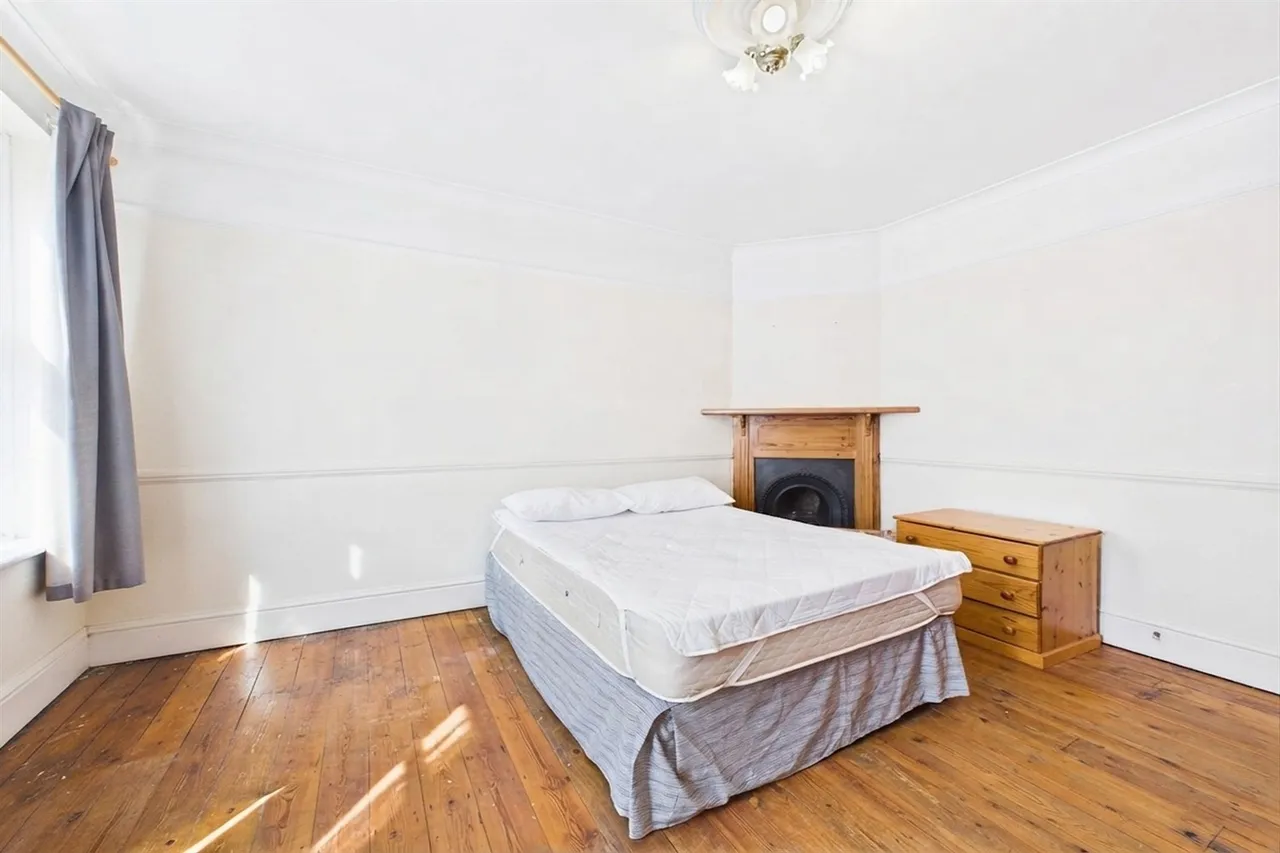 London, SW12, photo 2