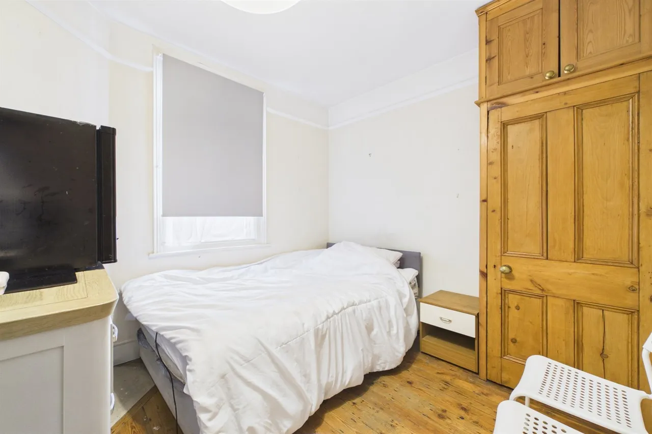 London, SW12, photo 12