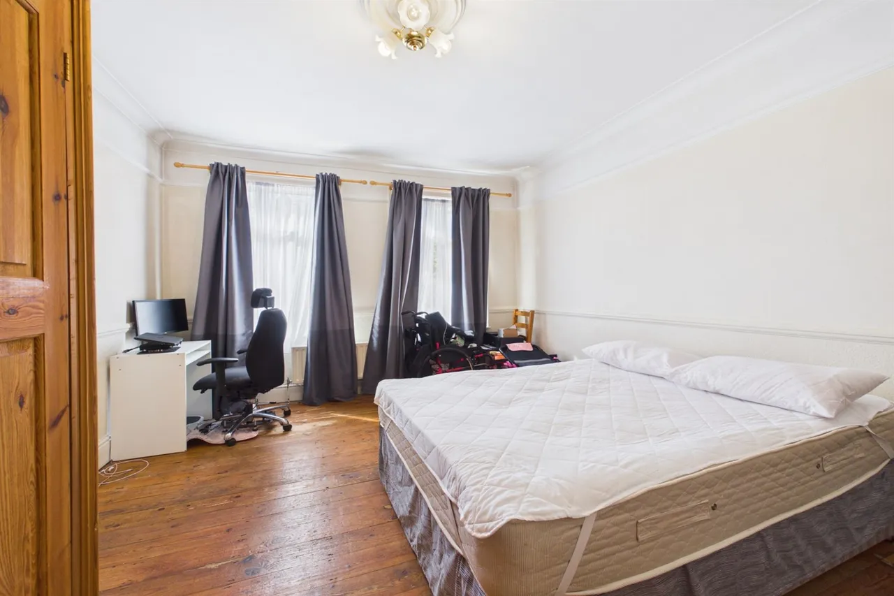 London, SW12, photo 8