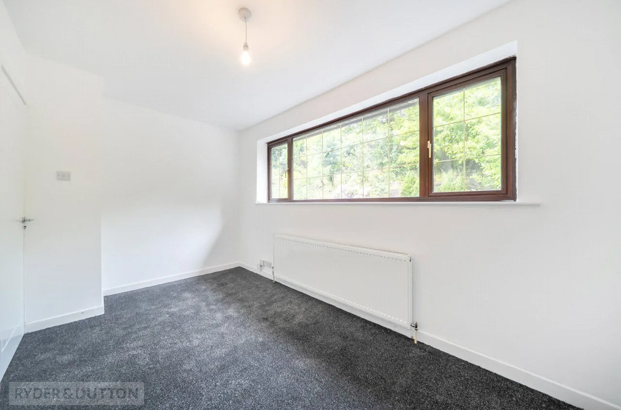 Thorncliffe Avenue, Royton, OL2, photo 15
