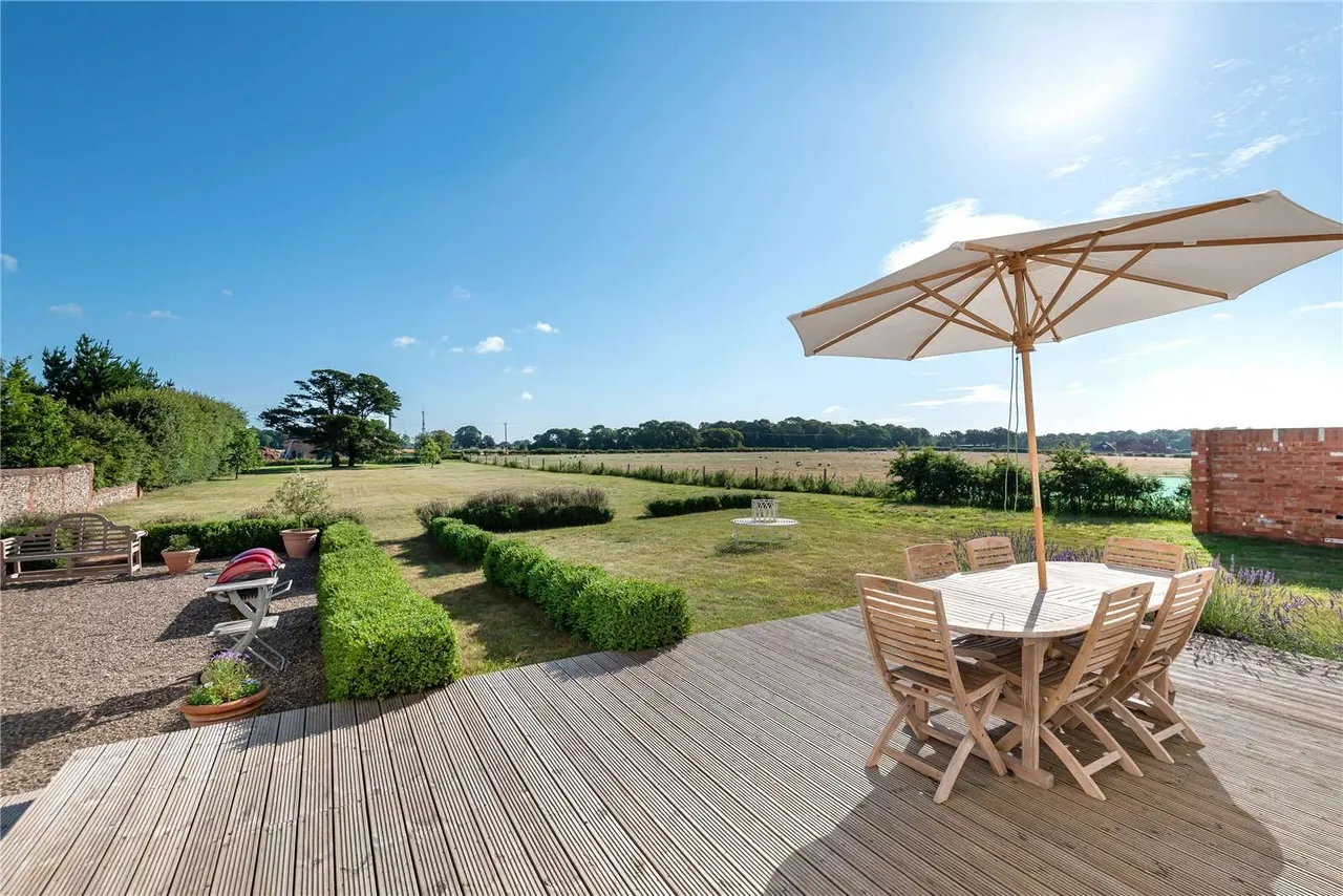 Aldeburgh Road, Friston, IP17, photo 8