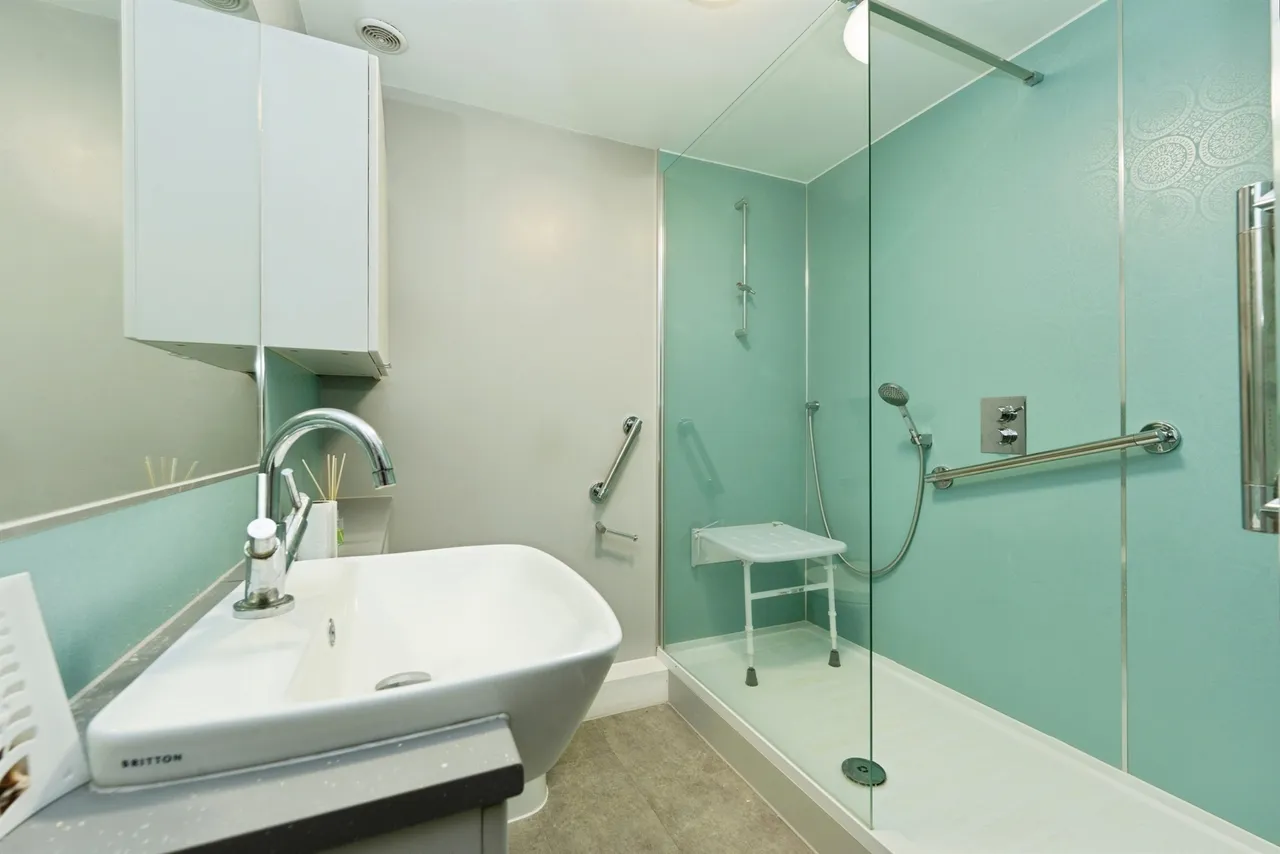 Lower High Street, Watford, WD17, photo 9