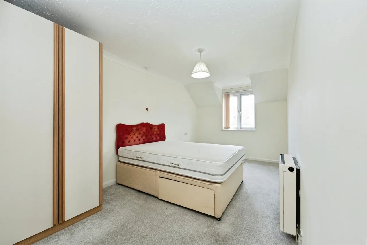 Lower High Street, Watford, WD17, photo 12