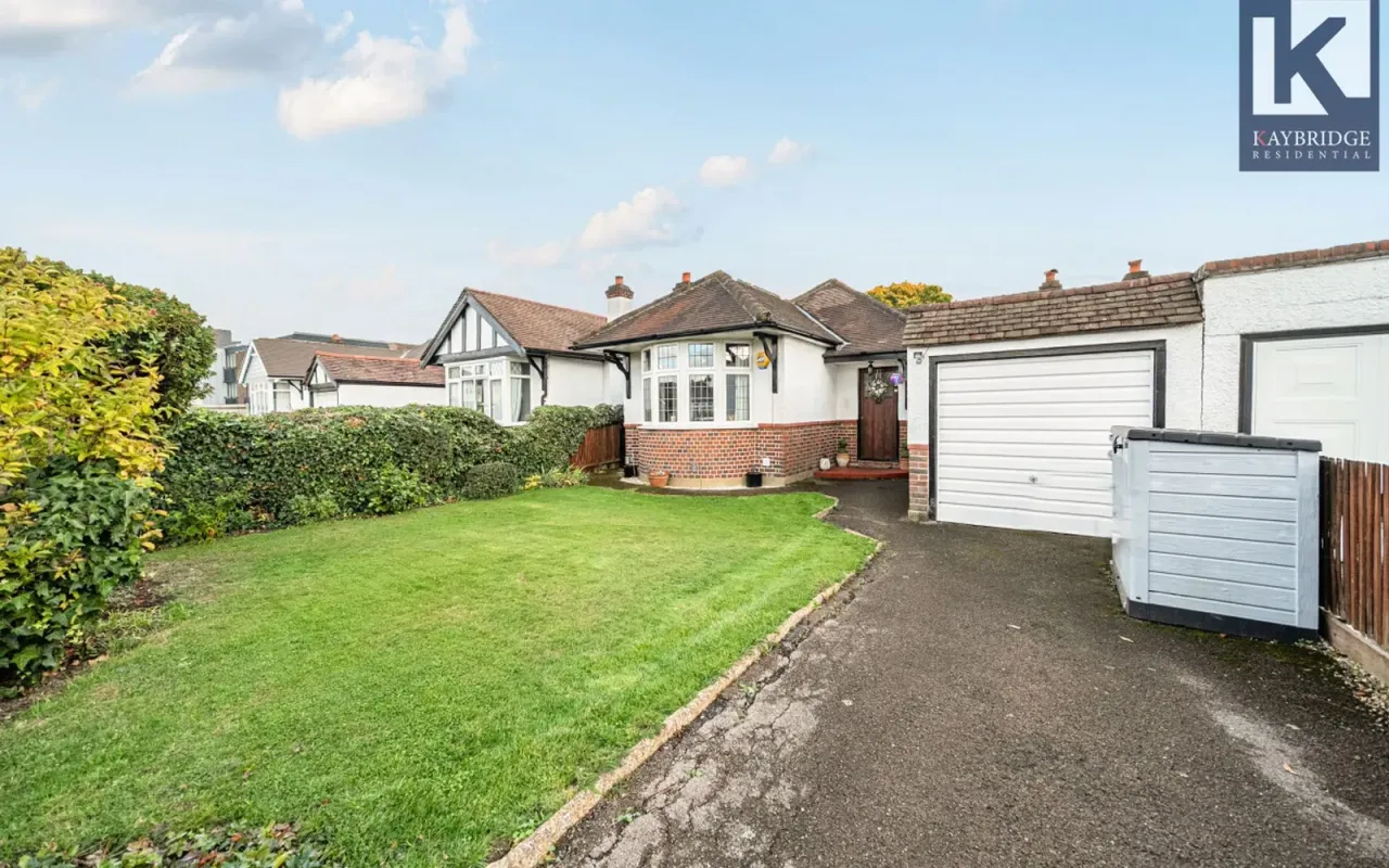 Tealing Drive, Epsom, KT19, photo 18