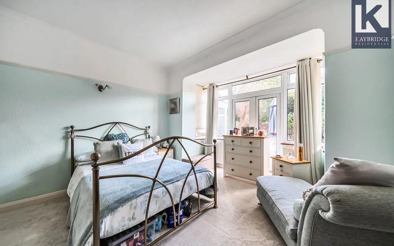 Tealing Drive, Epsom, KT19, photo 10