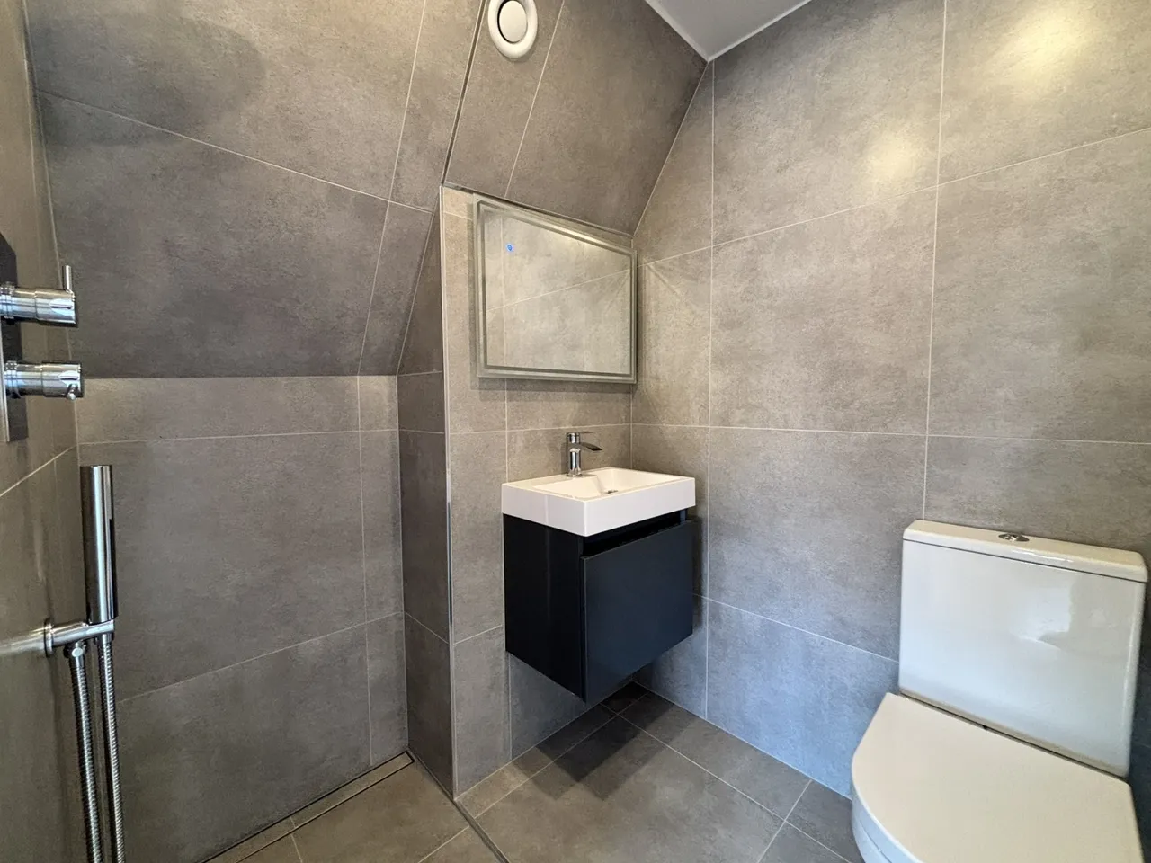 Wiltshire, Salisbury, SP1 2DD, photo 10