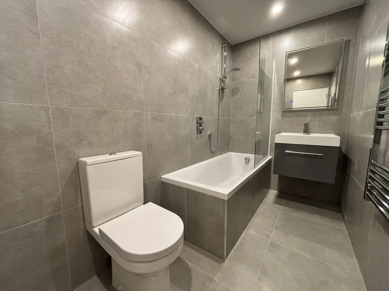Wiltshire, Salisbury, SP1 2DD, photo 7