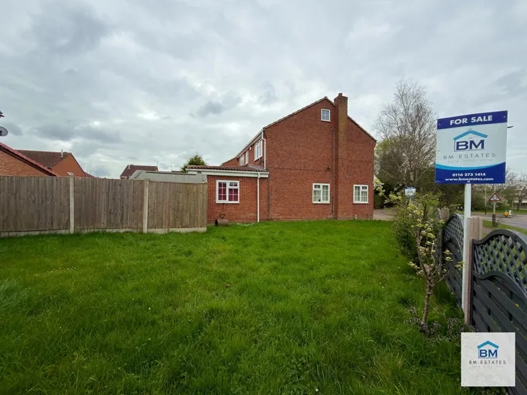 Burnet Close, Hamilton, LE5 1TQ, photo 13