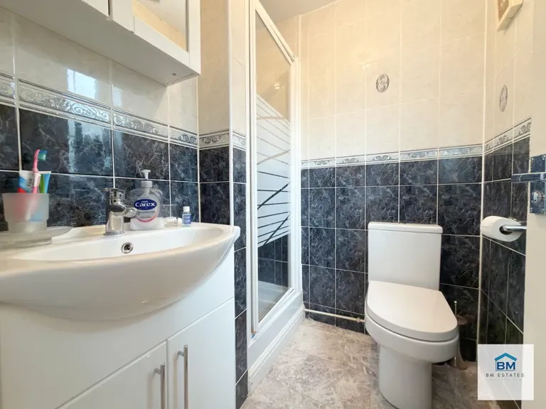 Burnet Close, Hamilton, LE5 1TQ, photo 11