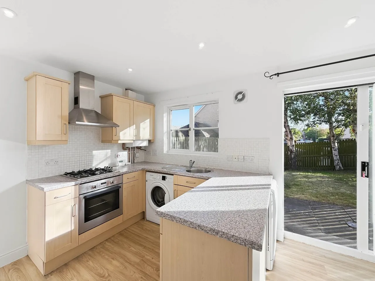 Broomhouse Crescent, Broomhouse, EH11, photo 5