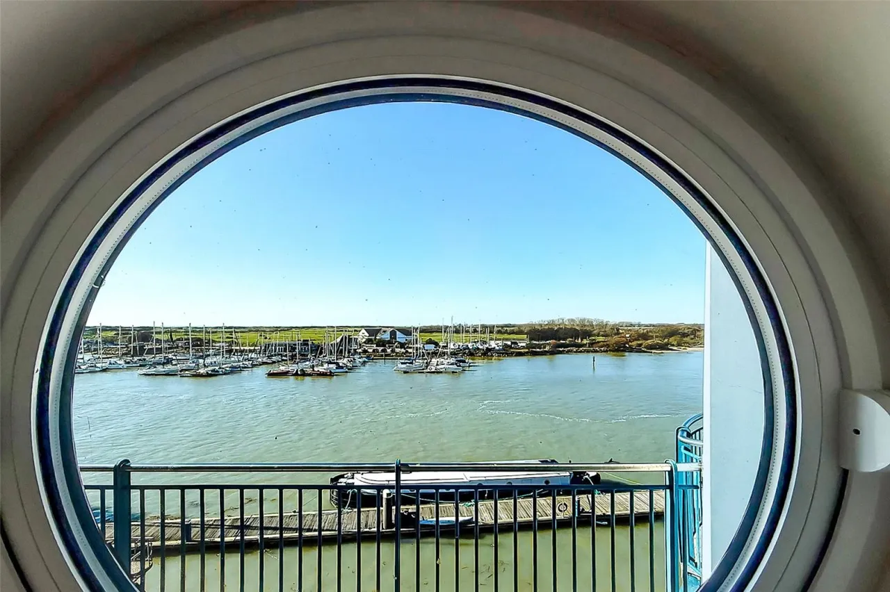 Pier Road, Littlehampton, BN17, photo 17