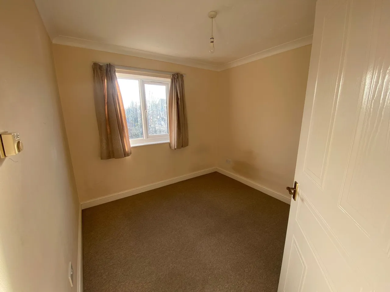 Sovereign Place, PE3, photo 9