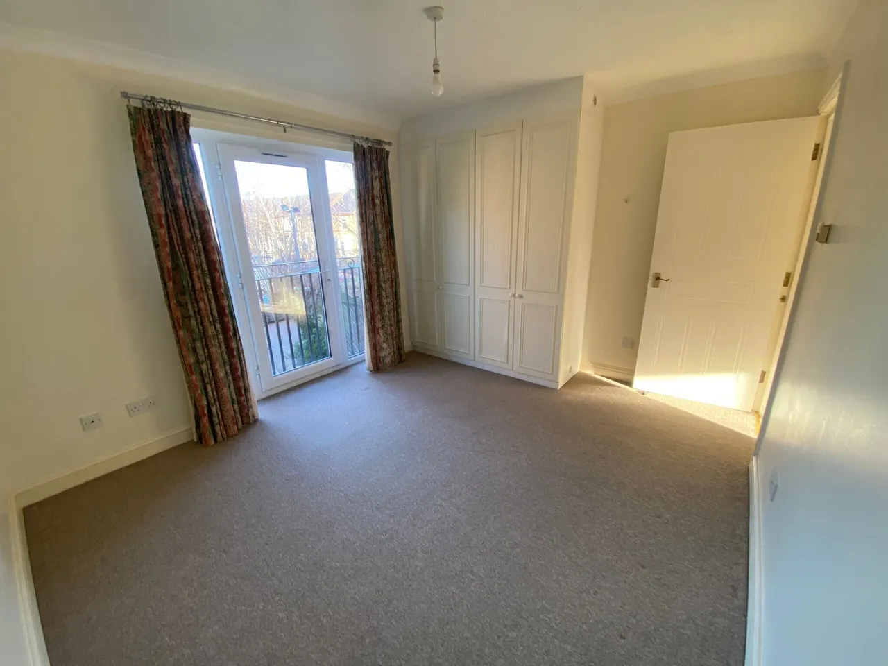 Sovereign Place, PE3, photo 4