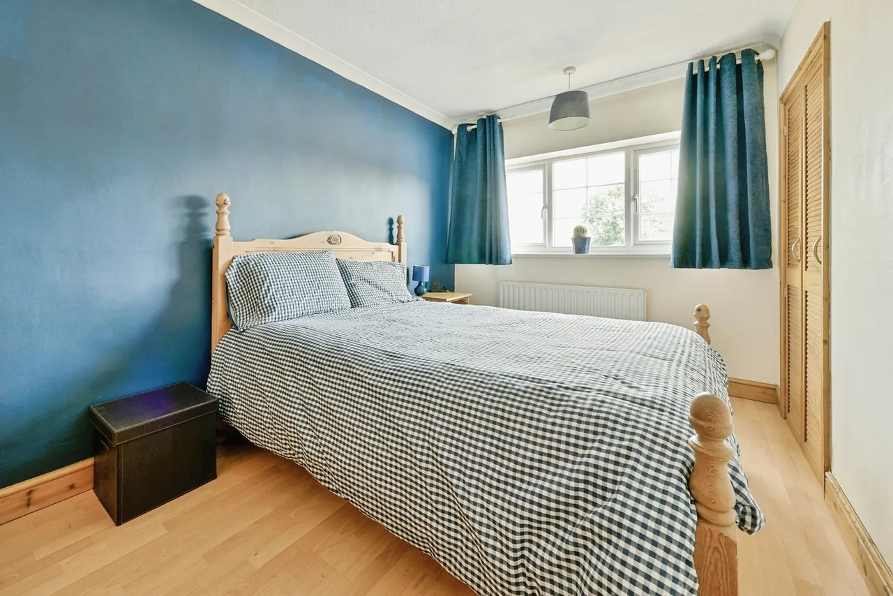 Warwick Road, STEVENAGE, Hertfordshire, SG2, photo 12