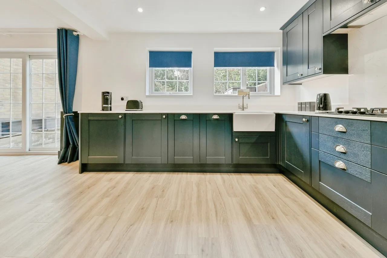Warwick Road, STEVENAGE, Hertfordshire, SG2, photo 4
