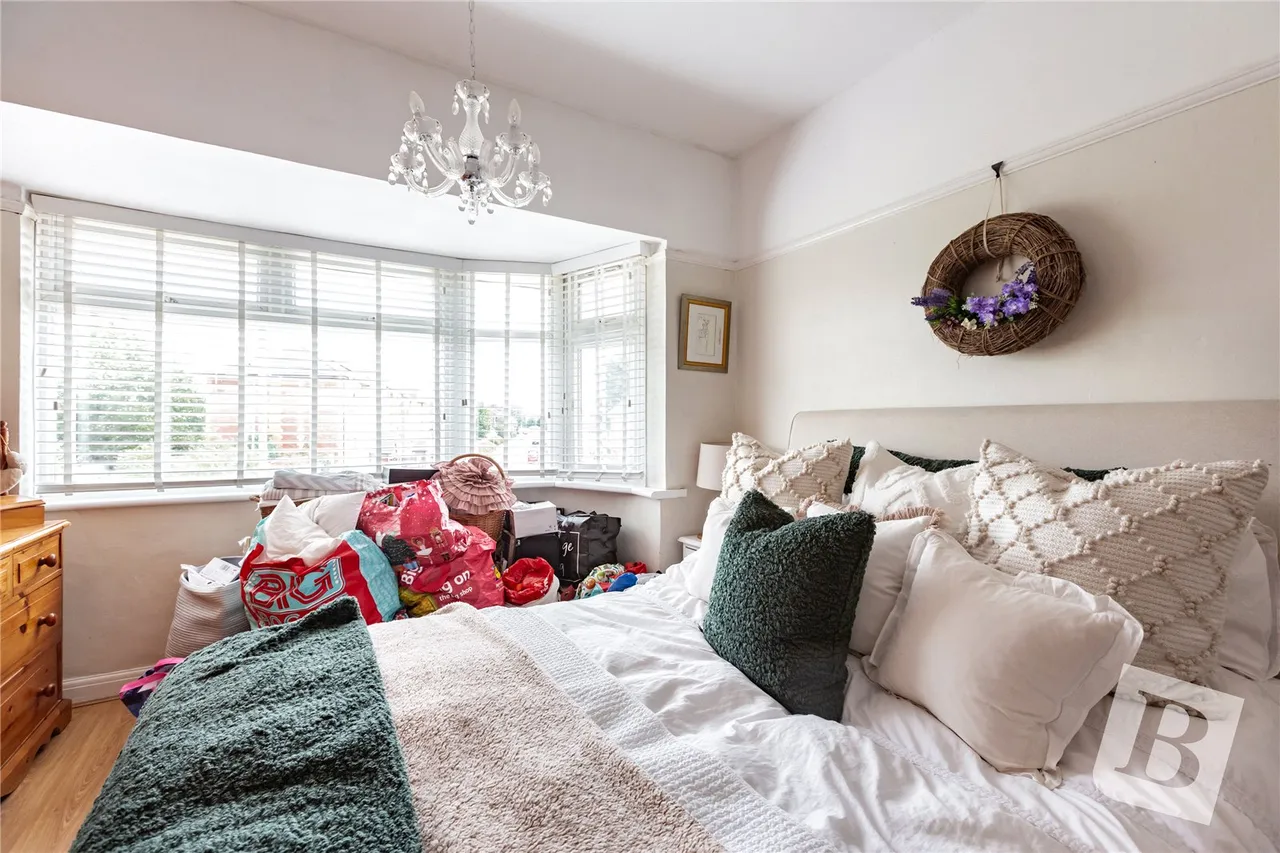 Kitchener Road, Dagenham, RM10, photo 7
