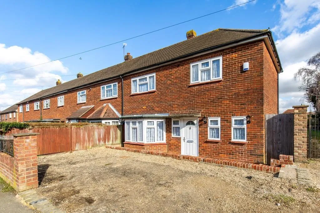 3 bed house to rent, Wentworth Way, South Croydon