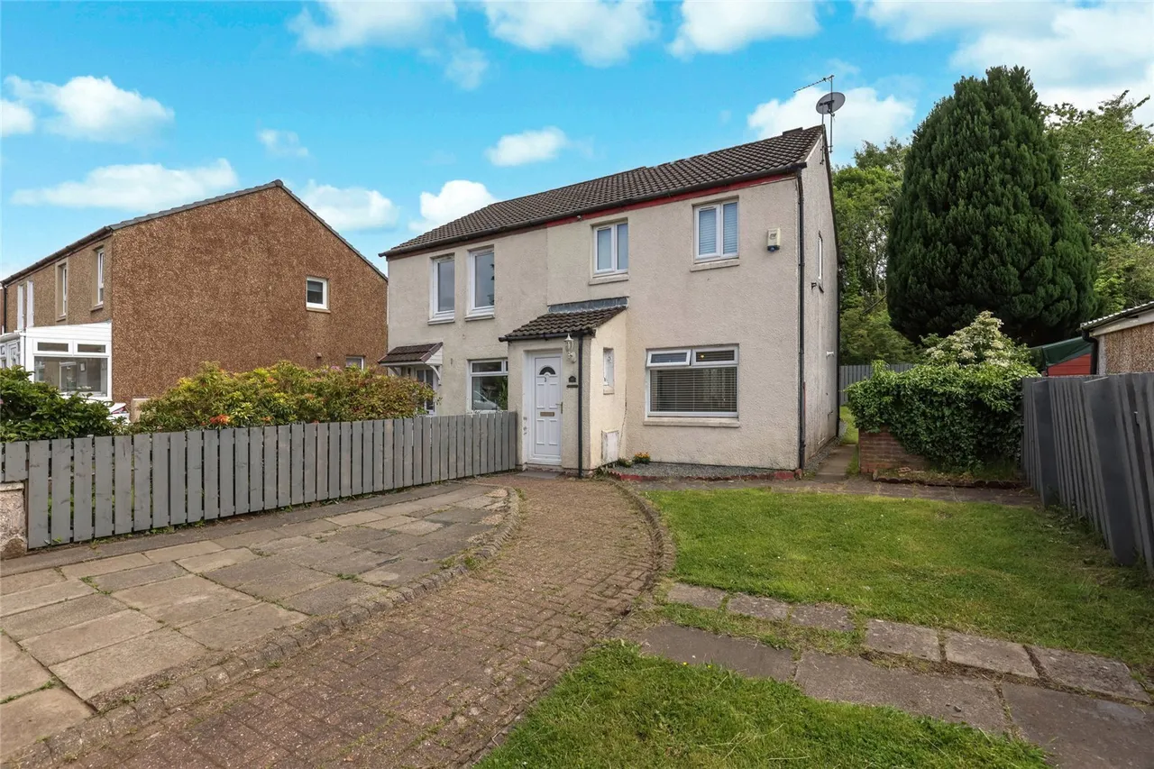 3 bed house for sale — Bruntsfield Avenue, Parkhouse, Glasgow City, G53