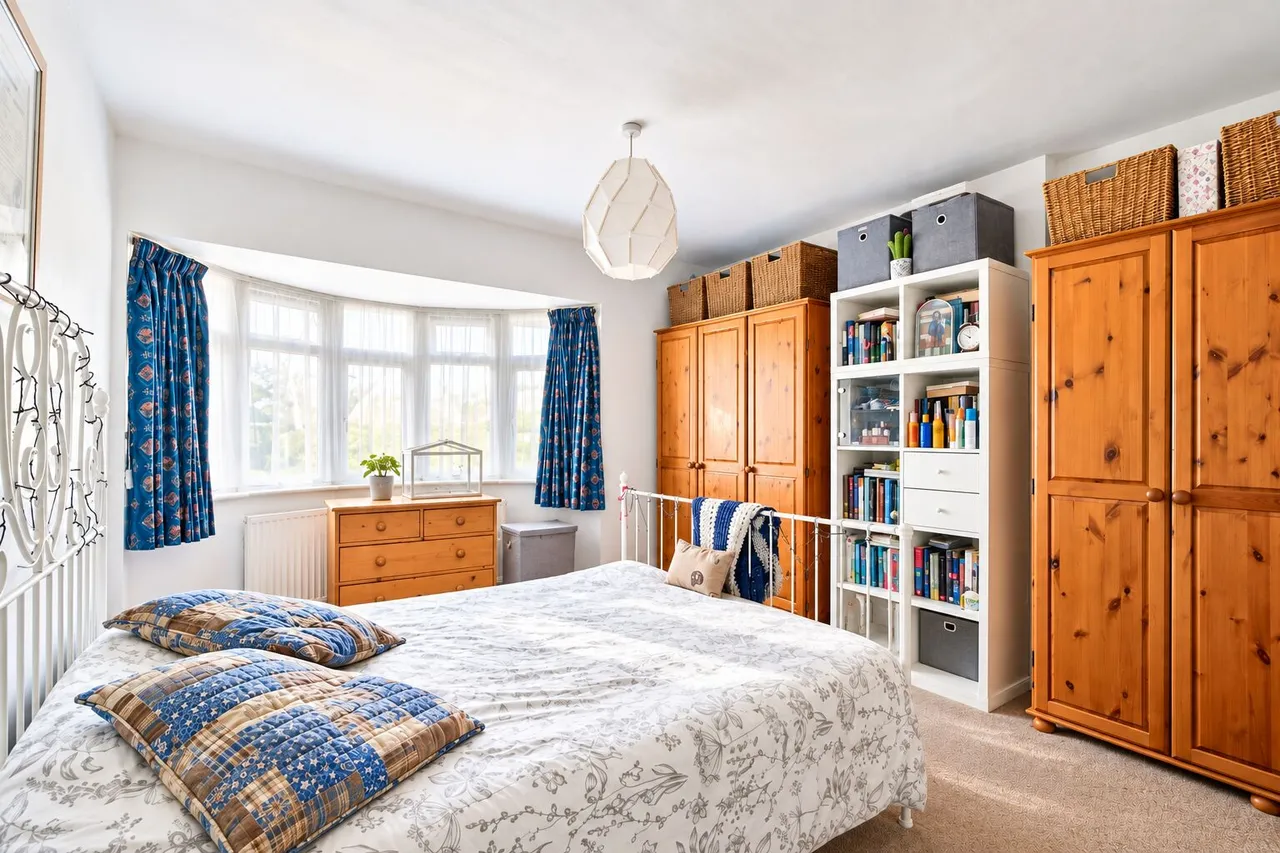 Park Rise Close, Harpenden, AL5, photo 9