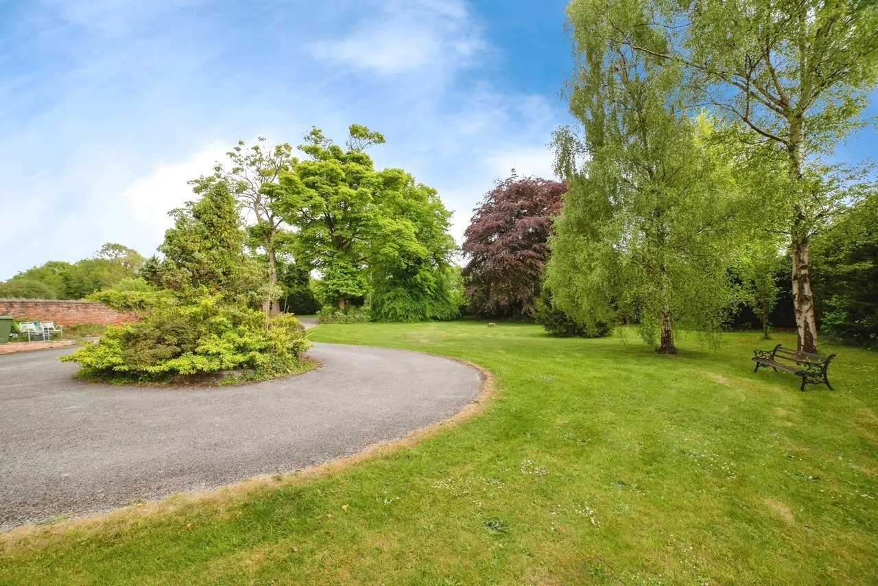 Skegby Lane, Sutton-in-Ashfield, NG17, photo 14
