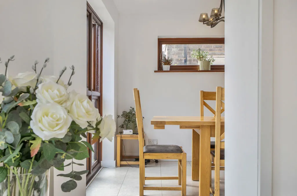 Fairoak Close, Kenley CR8 5LJ, photo 18