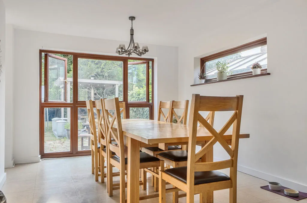 Fairoak Close, Kenley CR8 5LJ, photo 16