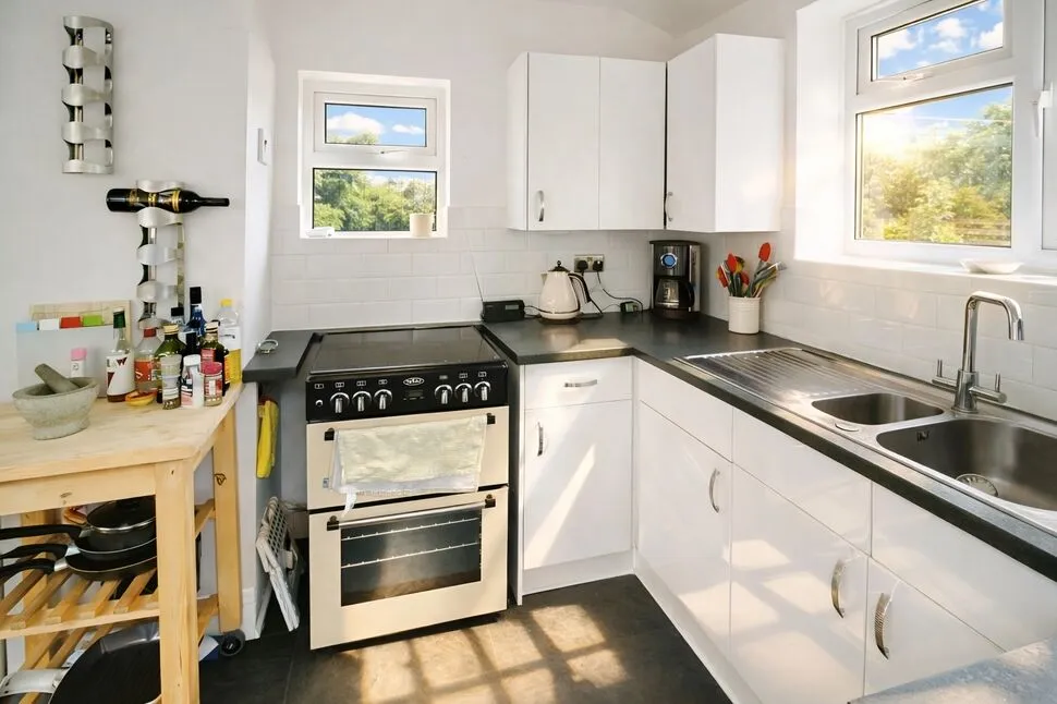 Bachelors Lane, Great Boughton, Cheshire, CH3, photo 6