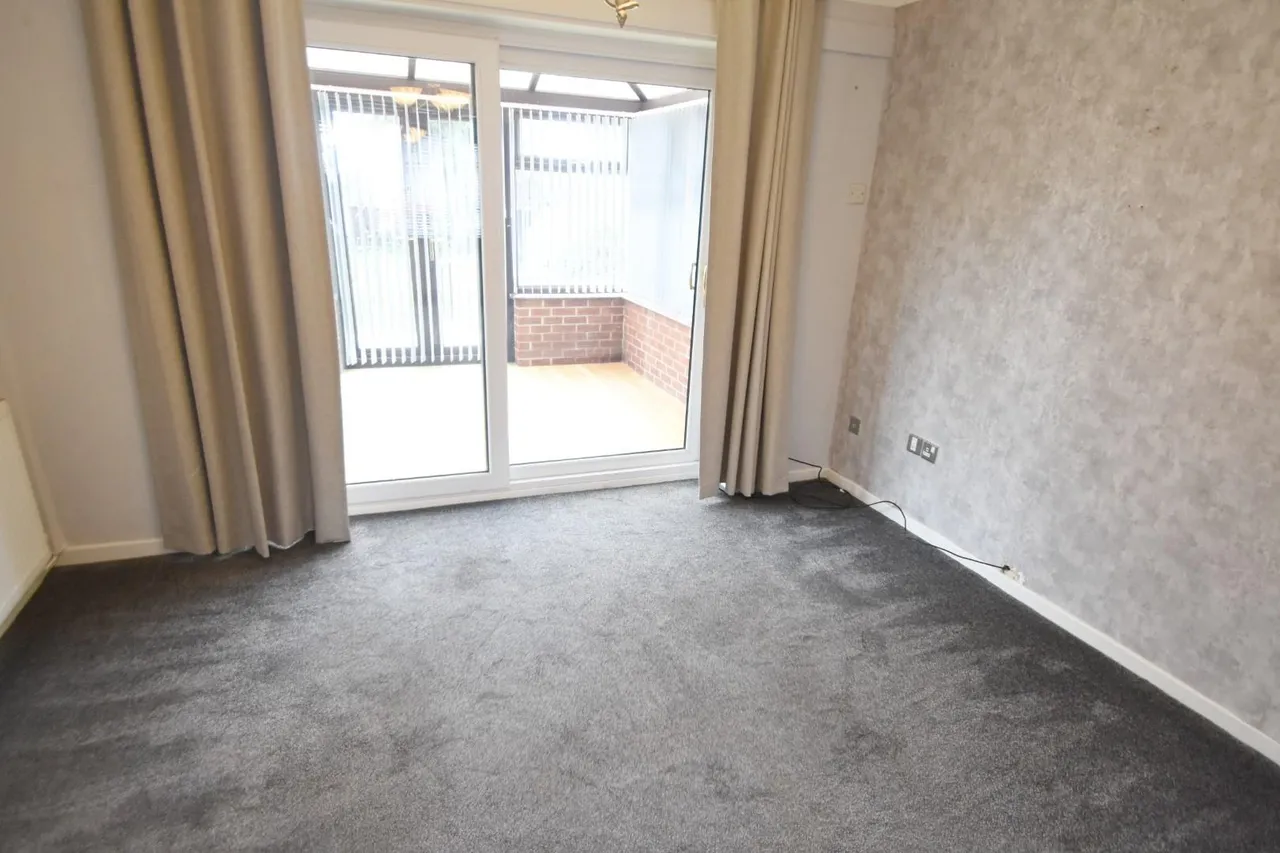 Springside Road, Bury, BL9 5JF, photo 3