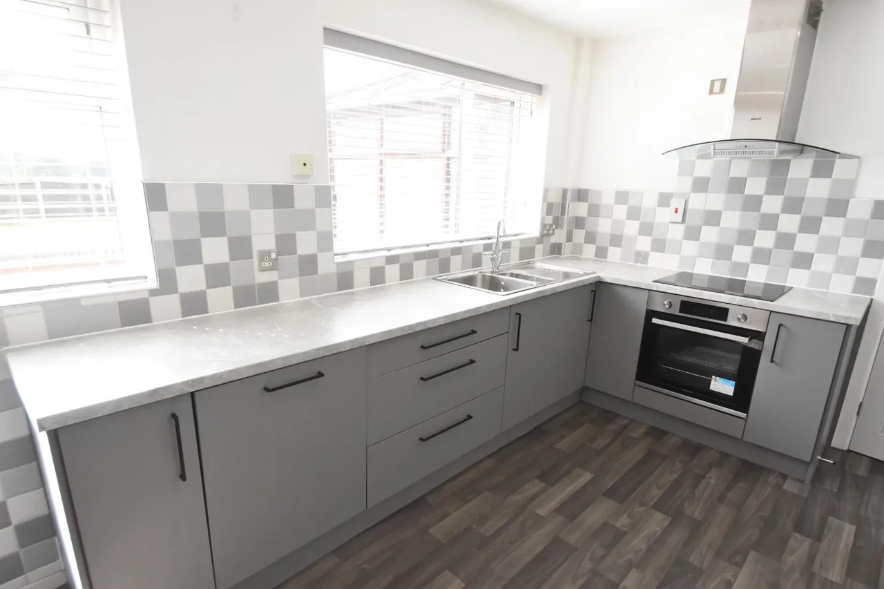 Springside Road, Bury, BL9 5JF, photo 5