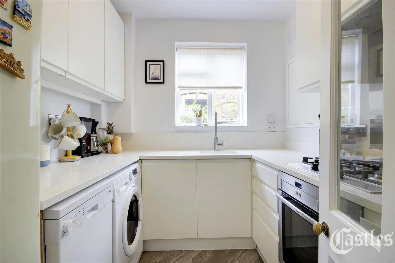 Marlborough Road, N22, photo 2