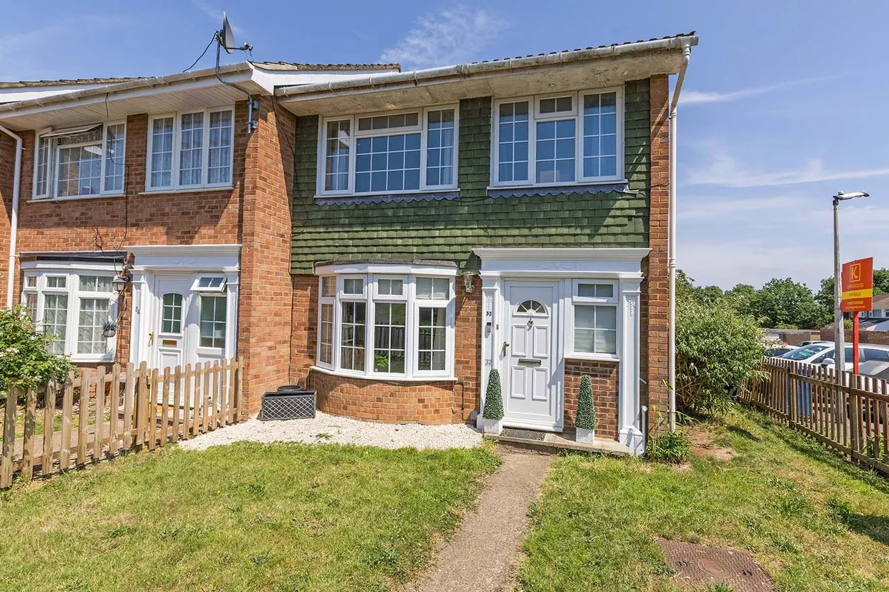 3 bed house for sale — Hambleden Walk, Furze Platt, Maidenhead, Berkshire
