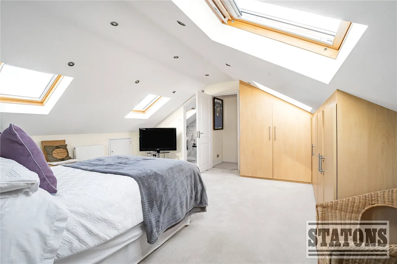 Park Road, New Barnet, EN4 9QR, photo 12
