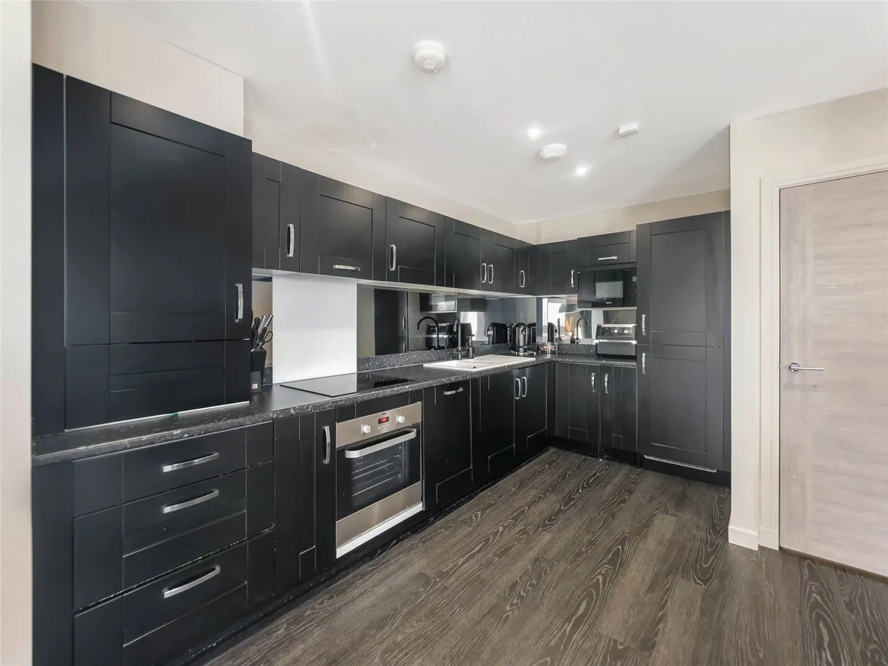 Dorchester Avenue, Kelvindale, G12, photo 7