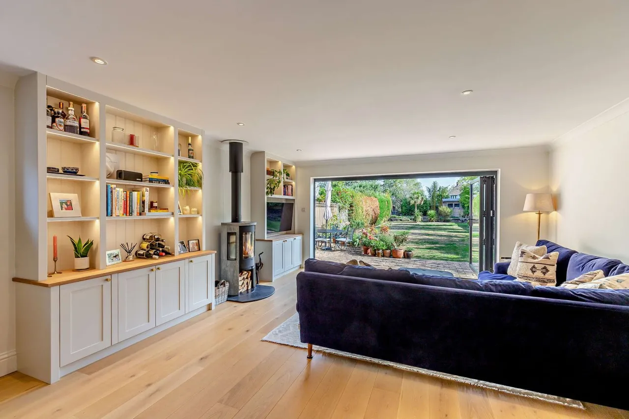 Shortheath Crest, Farnham, GU9, photo 13